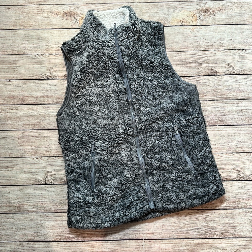 Super Soft Sherpa Vest Heather Gray with White Speckles Size Medium